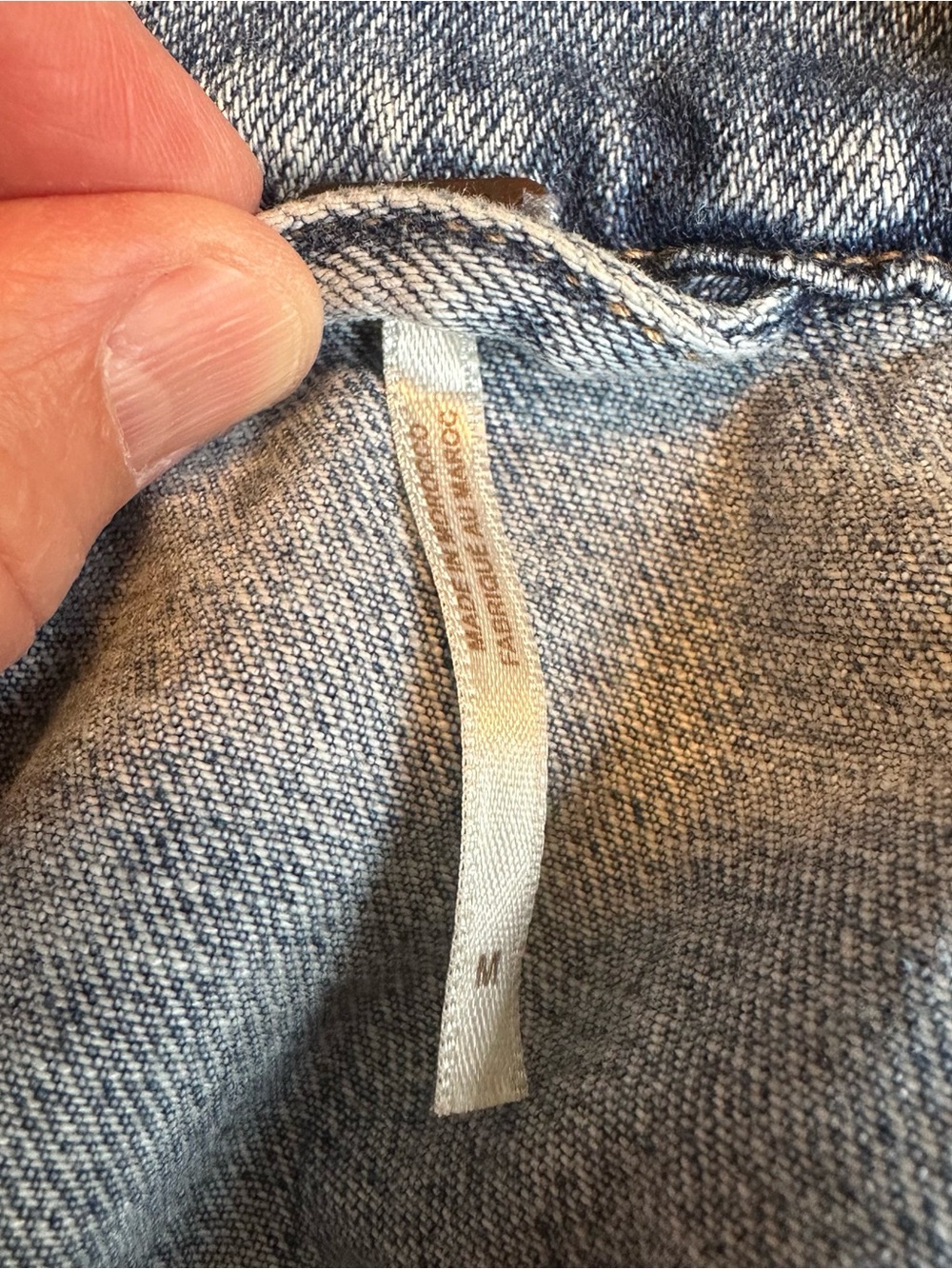 Free People Classic Light Wash Denim Jacket Size M - Picture 5 of 5